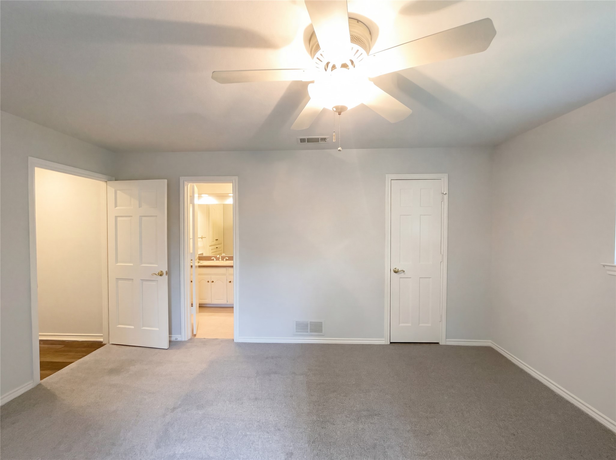 13216 Hillcrest Road Dallas TX 75240
