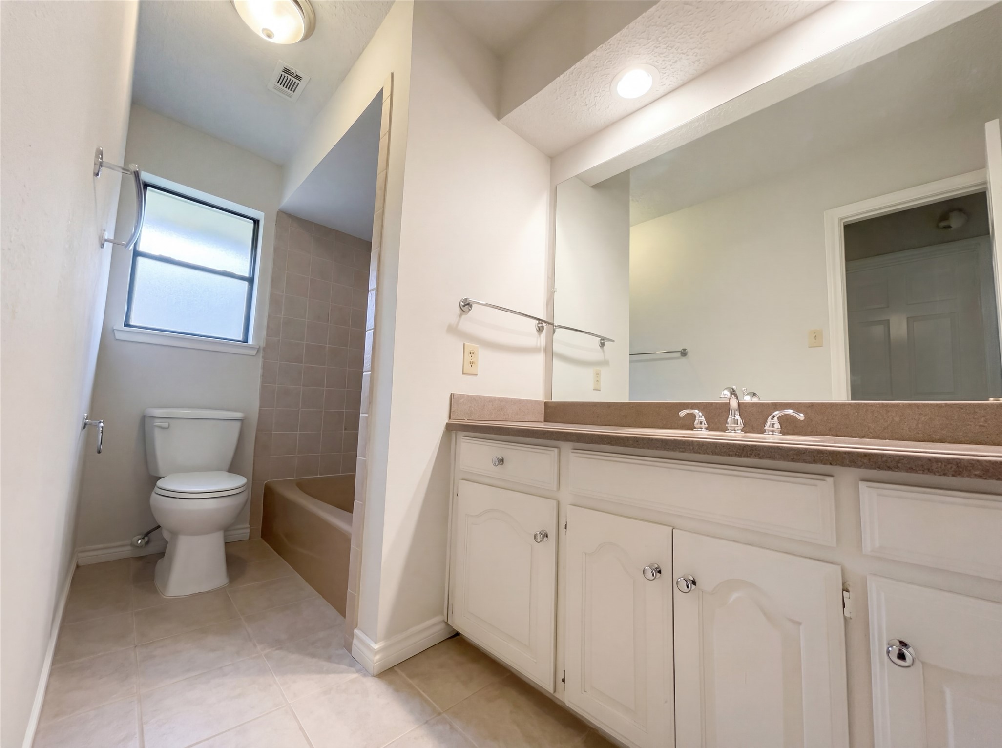 13216 Hillcrest Road Dallas TX 75240