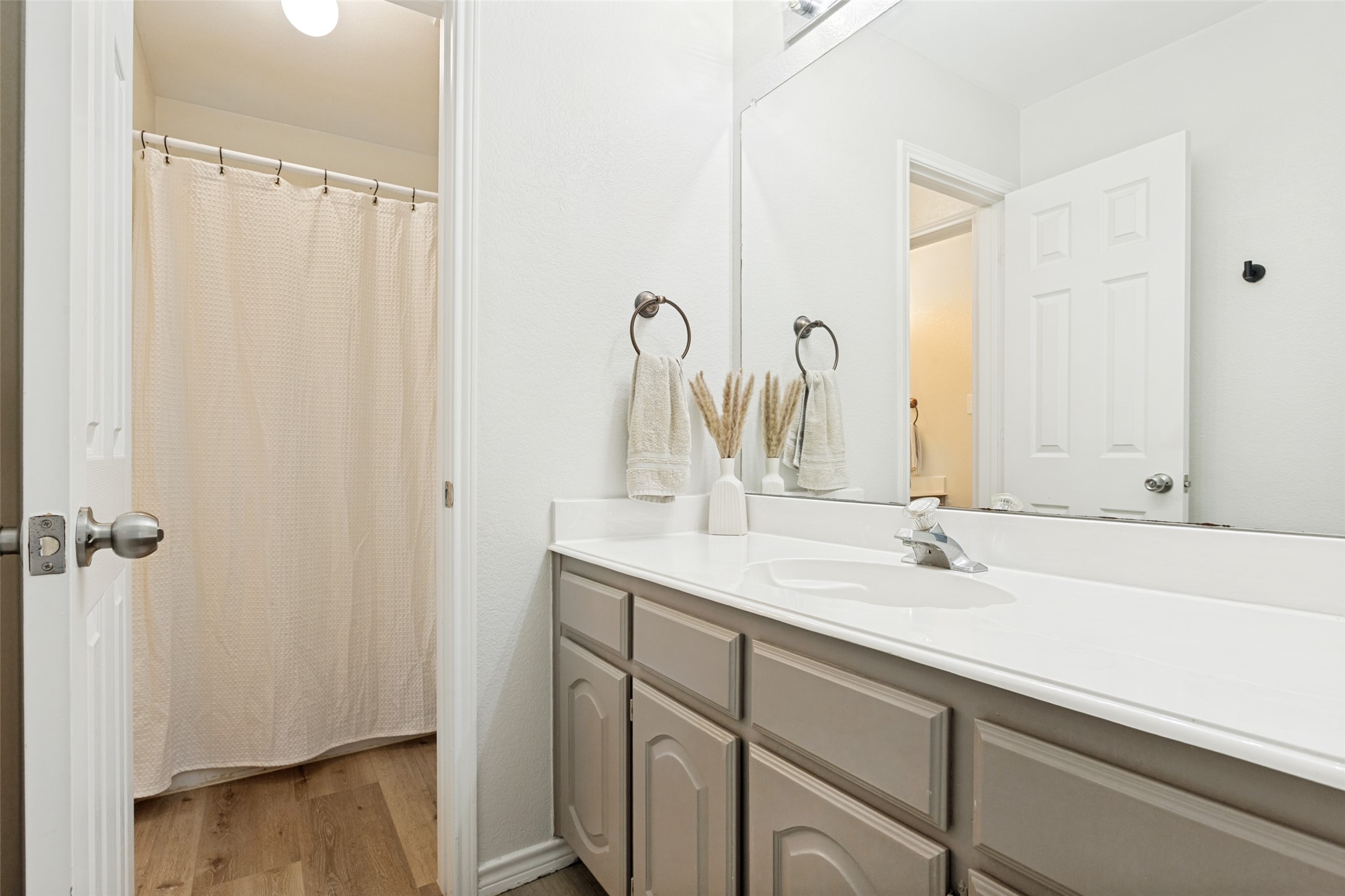 529 Lochwood Drive Murphy TX 75094