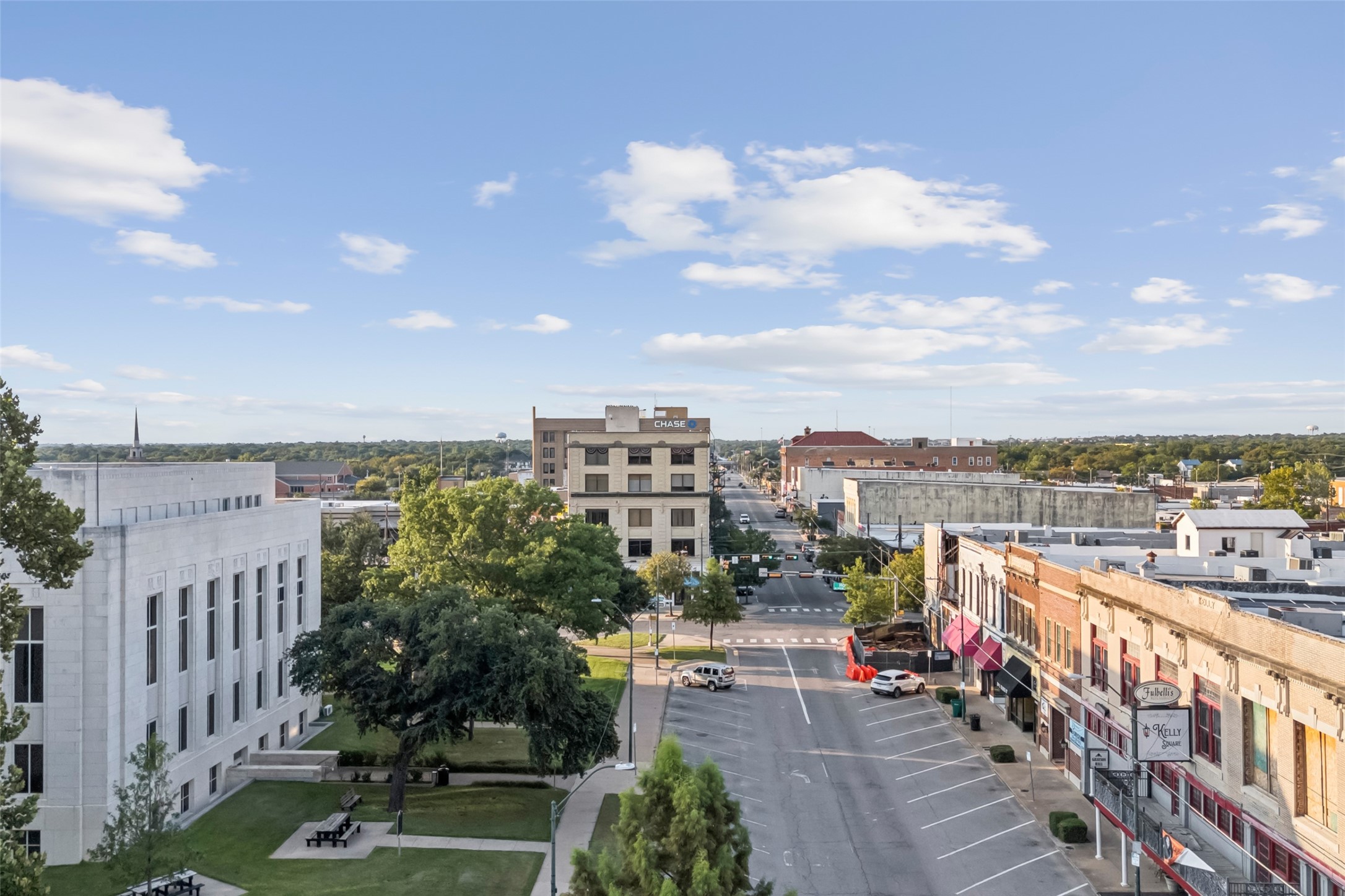 318 N Mckown Avenue Sherman TX 75092