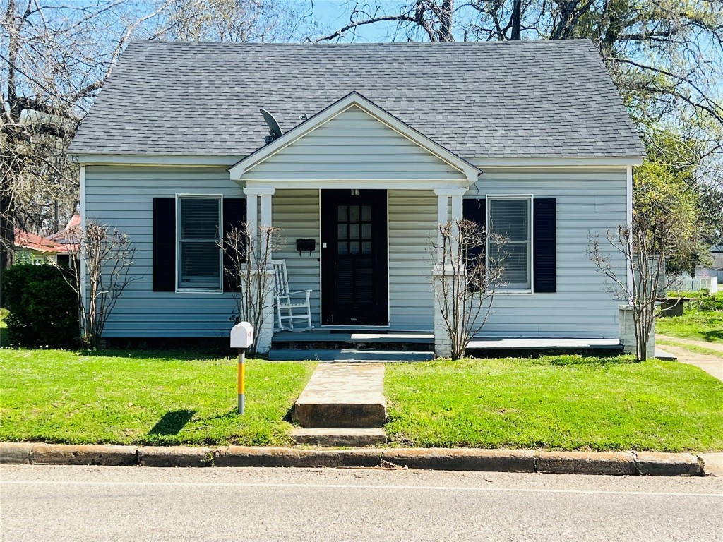 207 S Walnut Street Winnsboro TX 75494