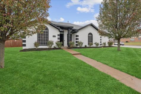 1124 Urban Drive Desoto TX 75115