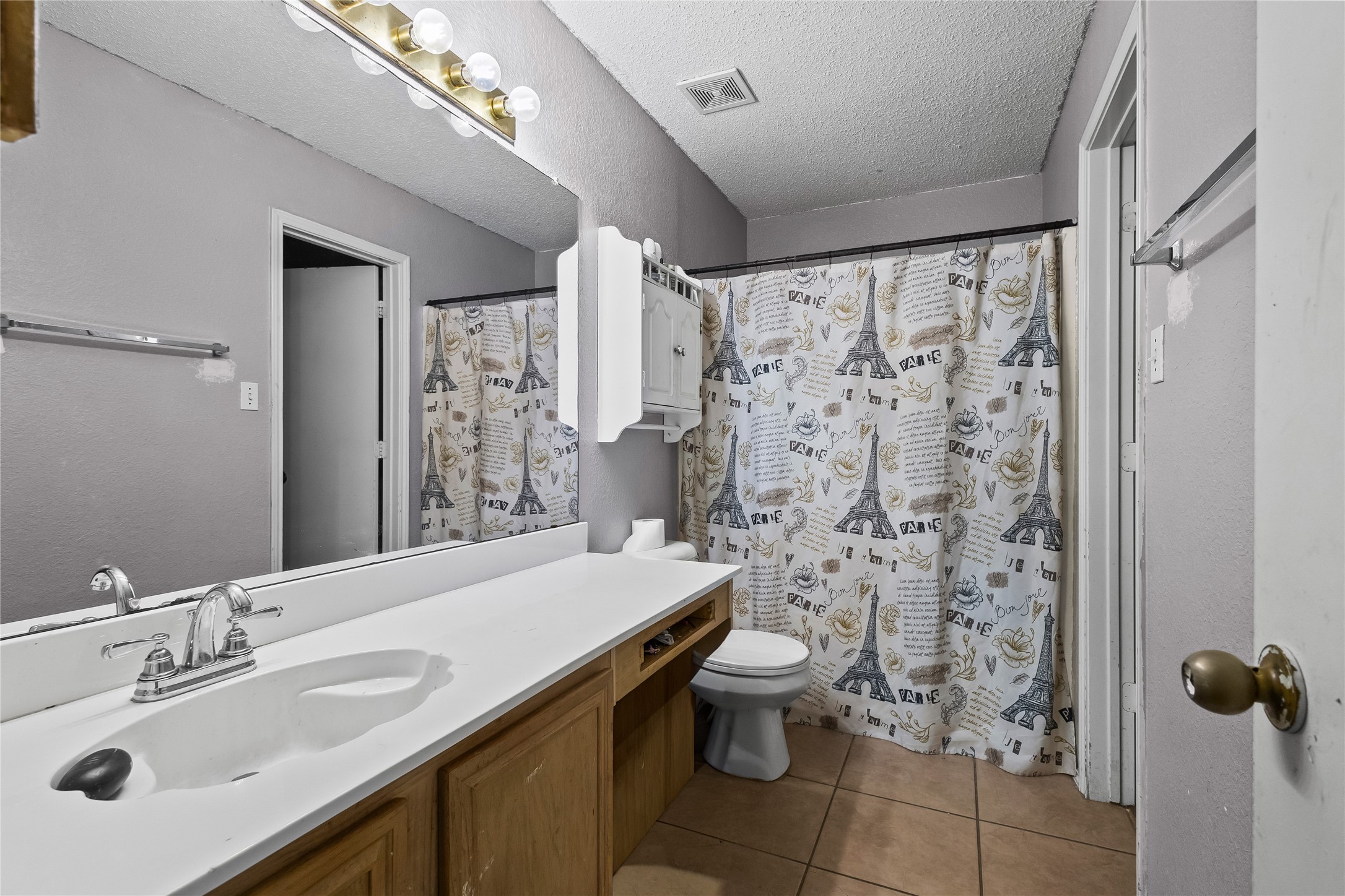 2831 Saint Johns Avenue Lancaster TX 75146