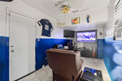 2831 Saint Johns Avenue Lancaster TX 75146