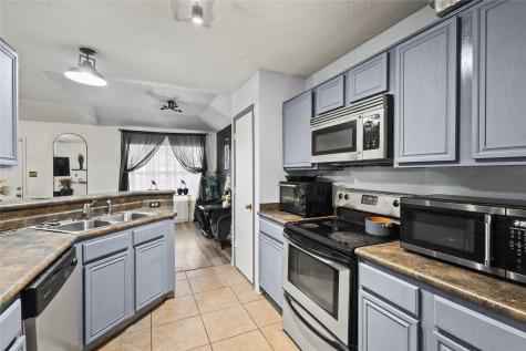 2831 Saint Johns Avenue Lancaster TX 75146