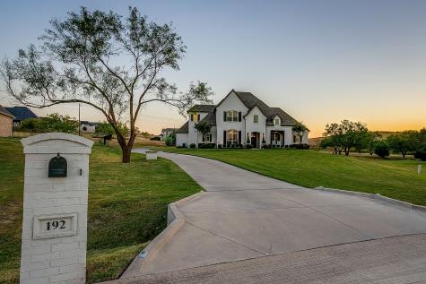 192 Bearclaw Circle Aledo TX 76008