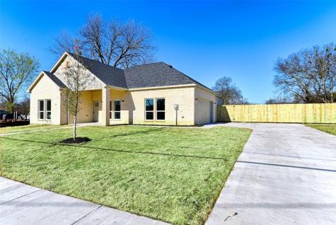 706 S Medora Street Terrell TX 75160