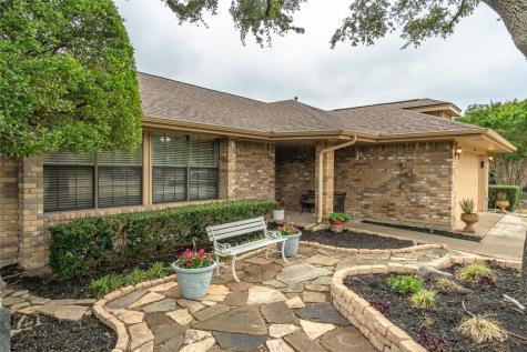 6121 Ridge Top Lane Garland TX 75043
