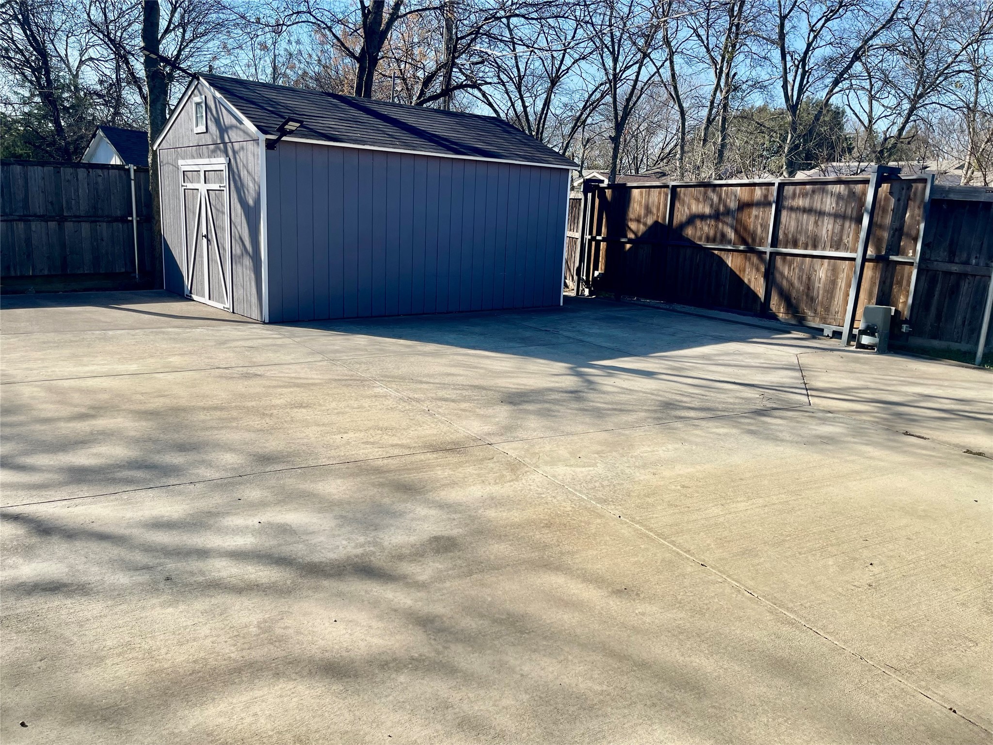 1413 S Waverly Drive Dallas TX 75208