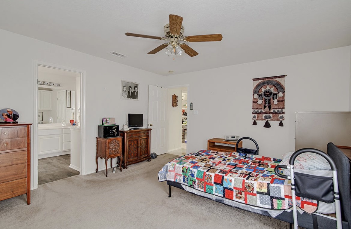 316 Angela Drive Burleson TX 76028