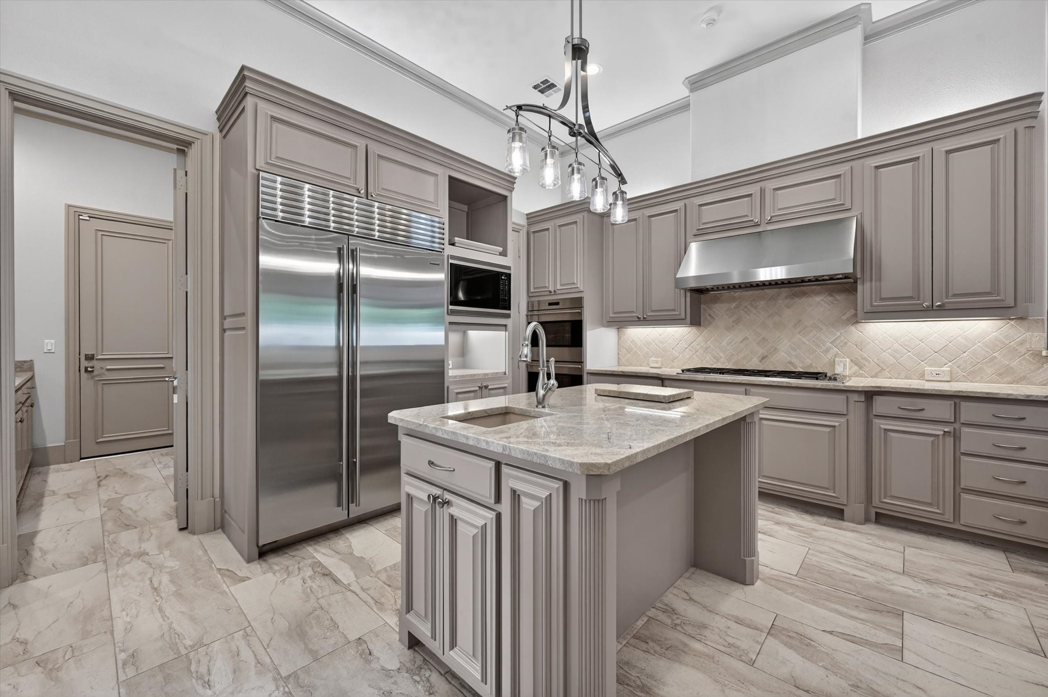 14819 Bellbrook Drive Addison TX 75254