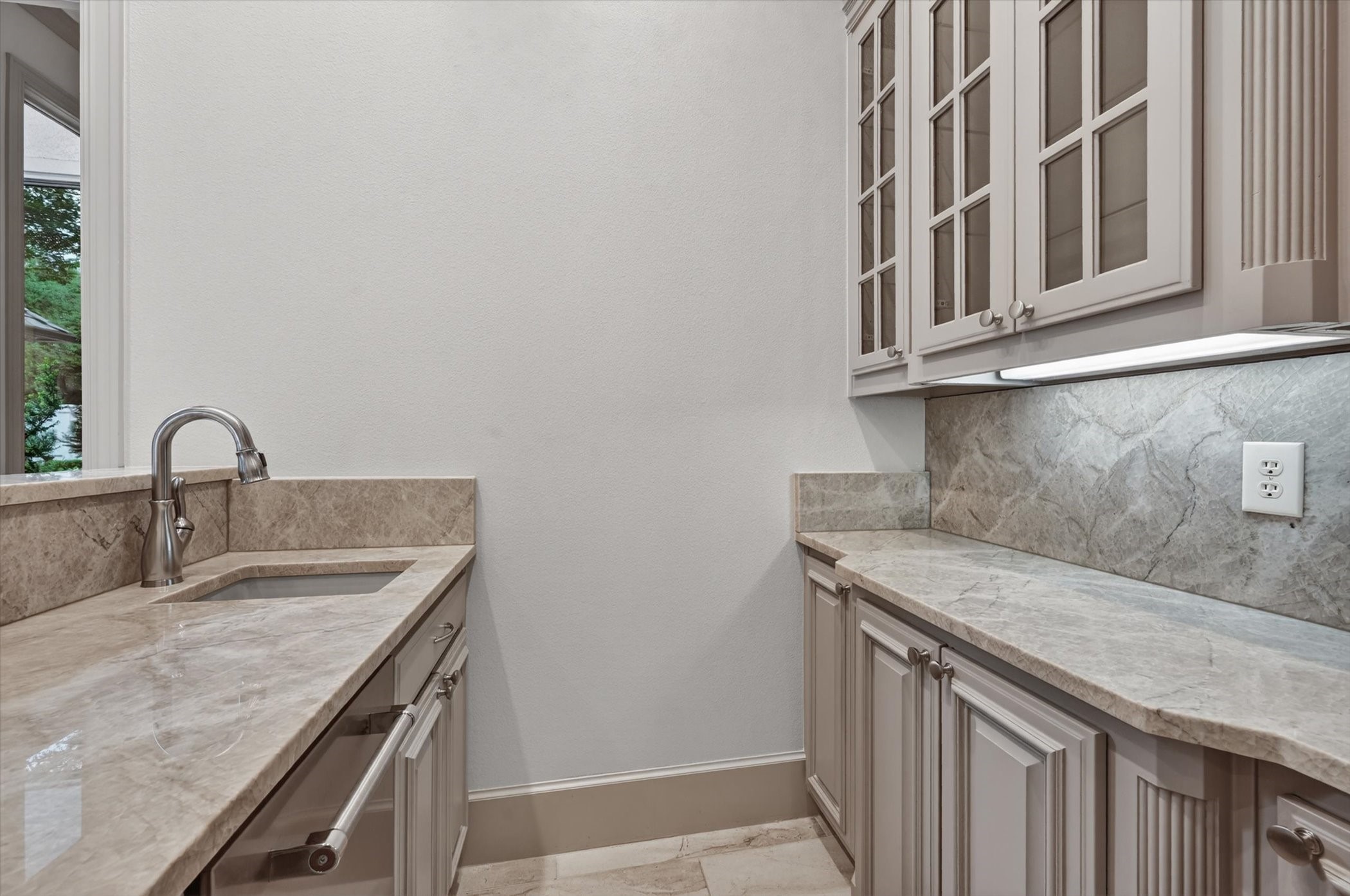 14819 Bellbrook Drive Addison TX 75254