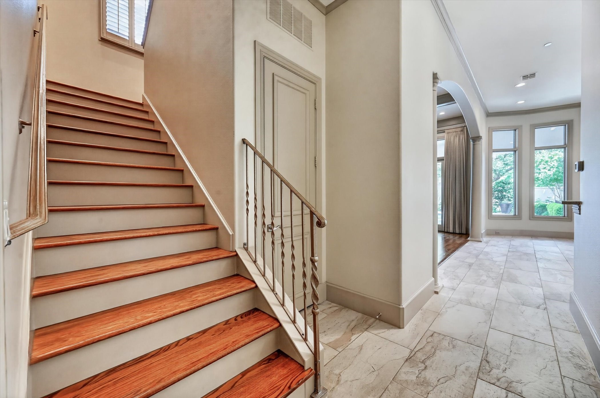 14819 Bellbrook Drive Addison TX 75254