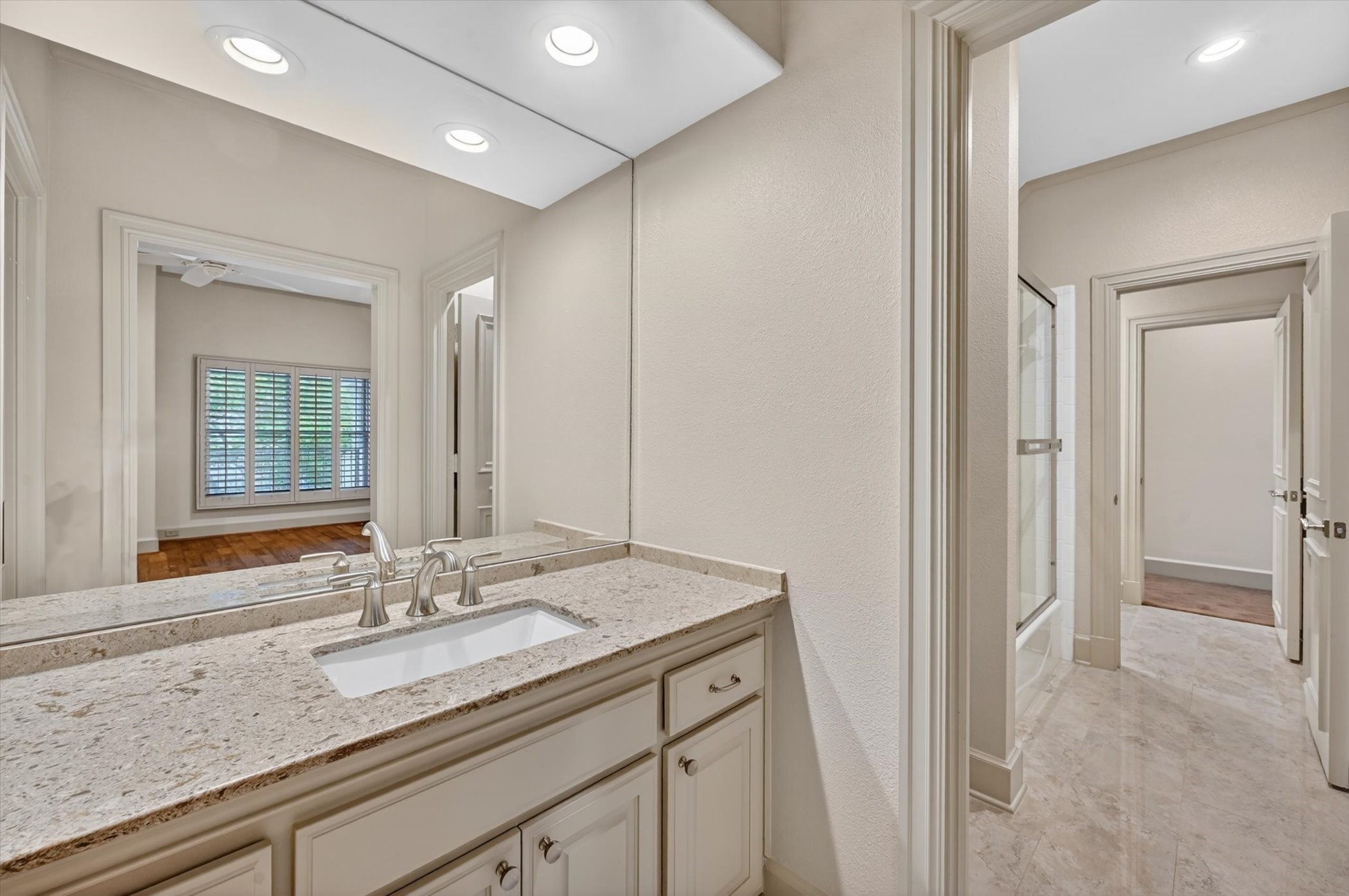 14819 Bellbrook Drive Addison TX 75254
