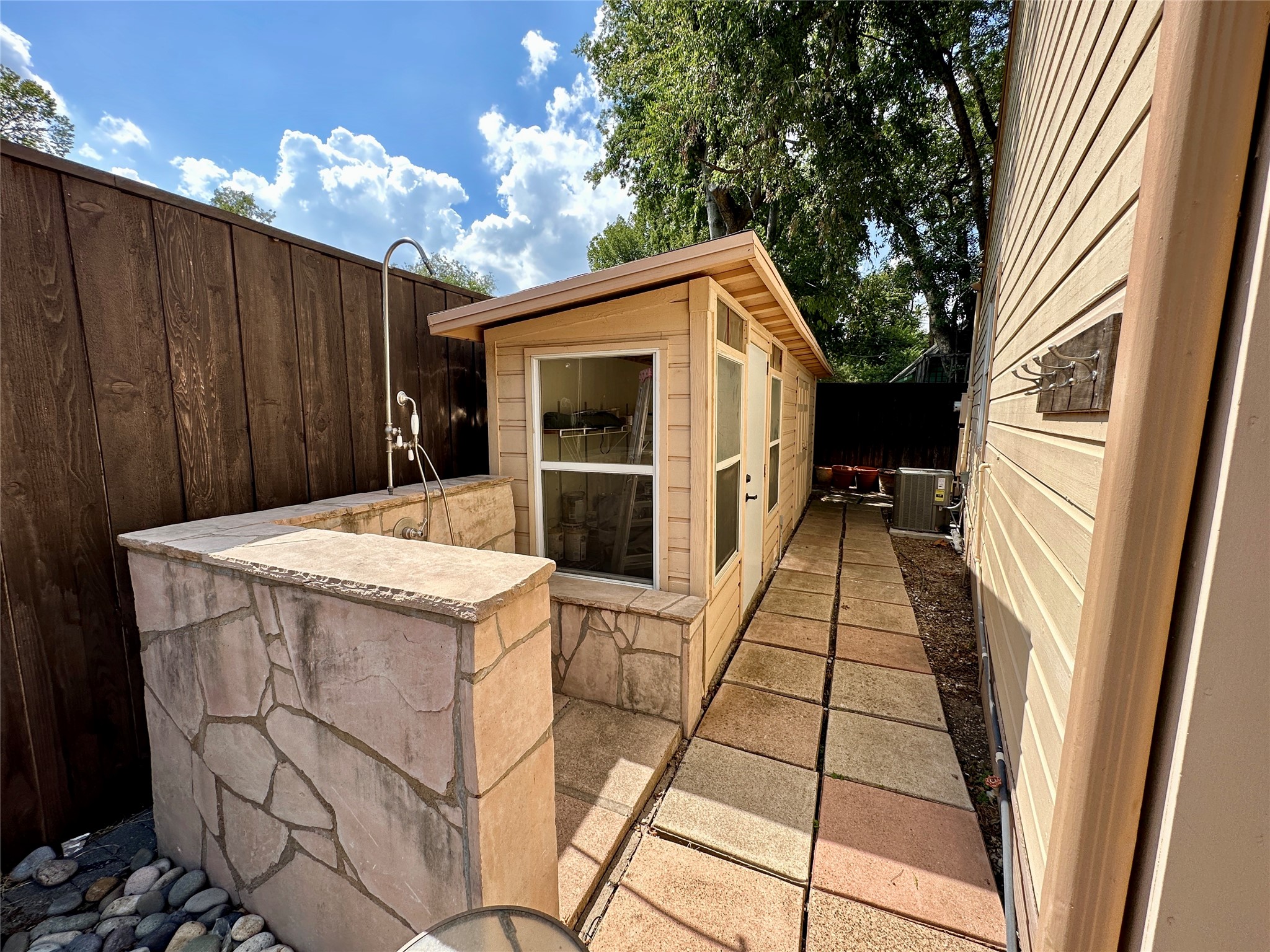 3848 Shorecrest Drive Dallas TX 75209