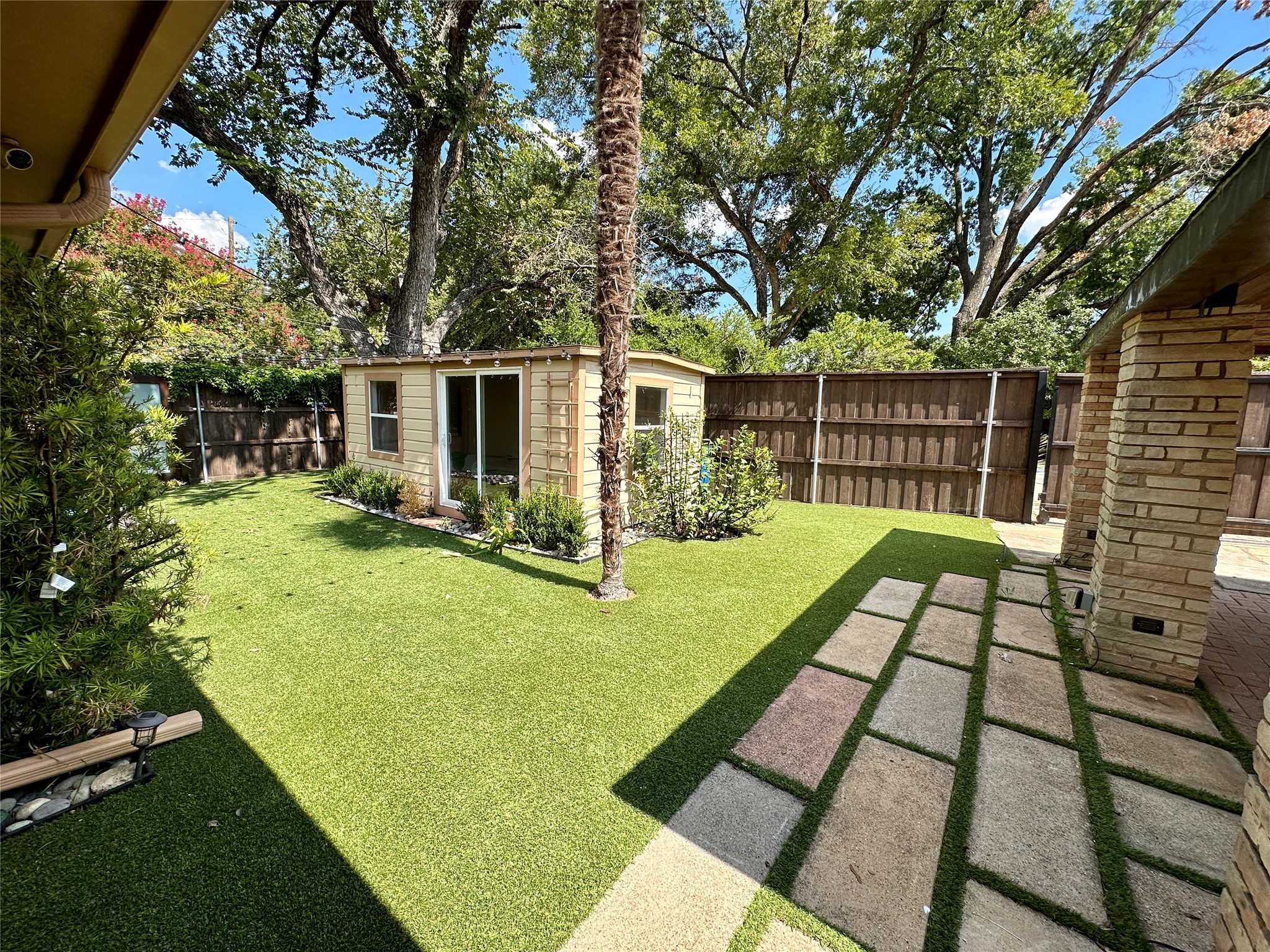 3848 Shorecrest Drive Dallas TX 75209