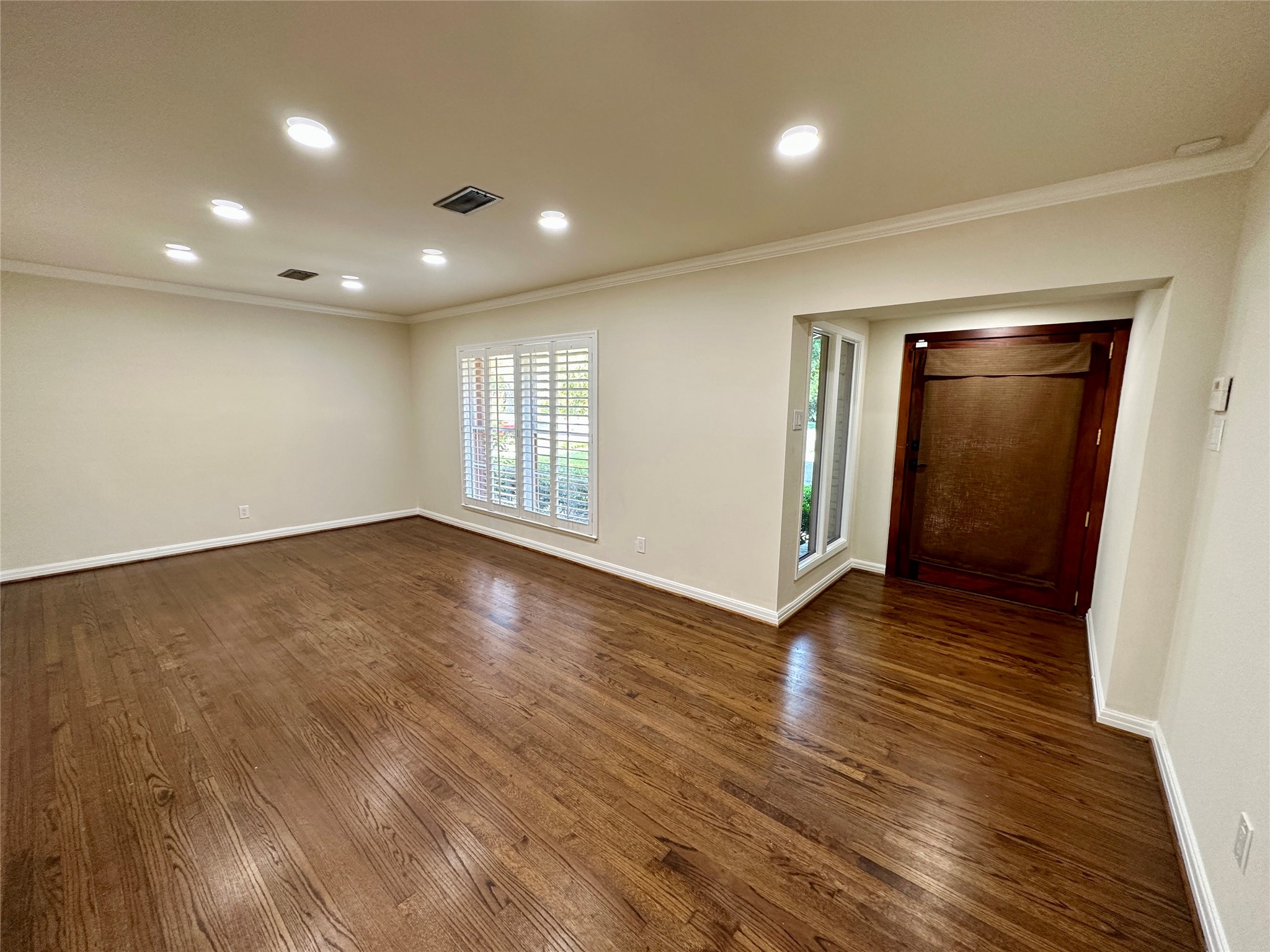 3848 Shorecrest Drive Dallas TX 75209