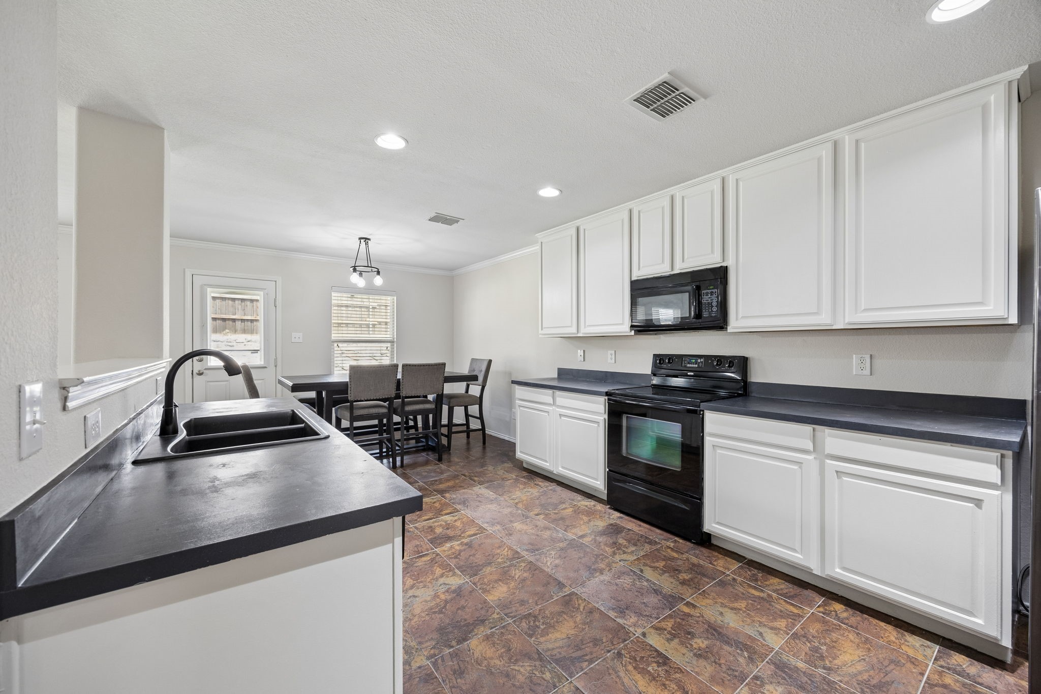 513 Laurel Lane Fate TX 75087