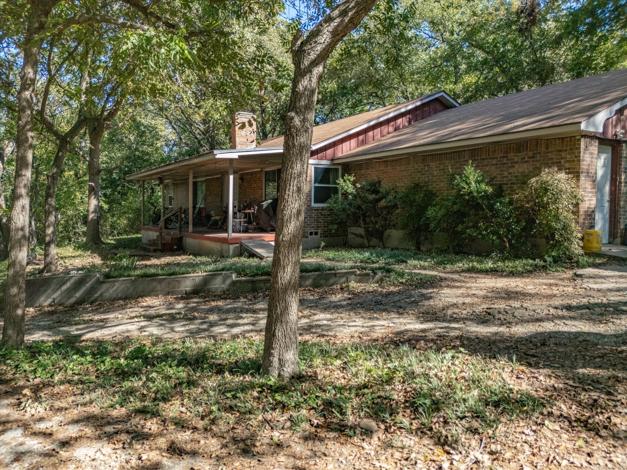 121 Little John Drive Desoto TX 75115