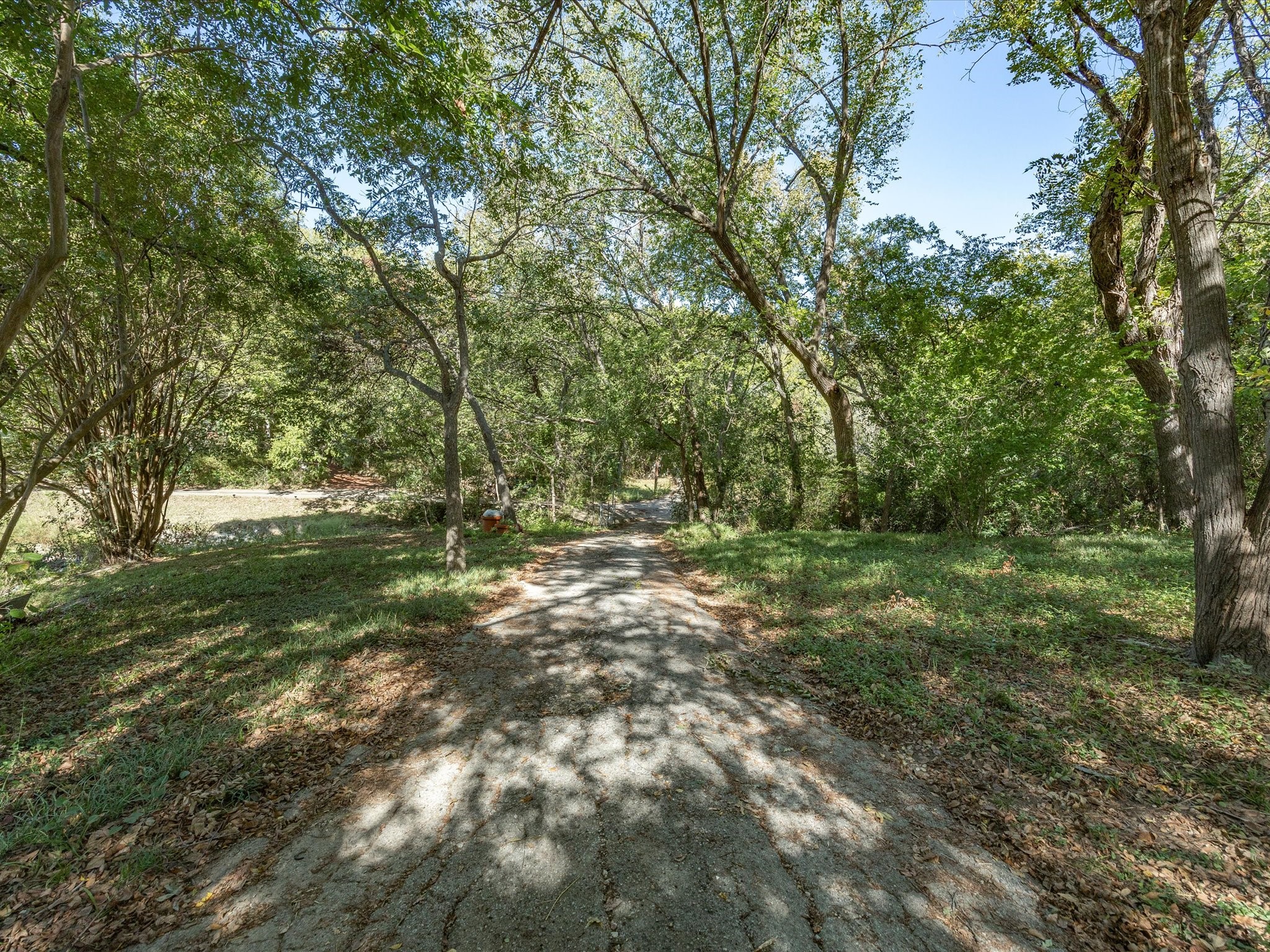 121 Little John Drive Desoto TX 75115