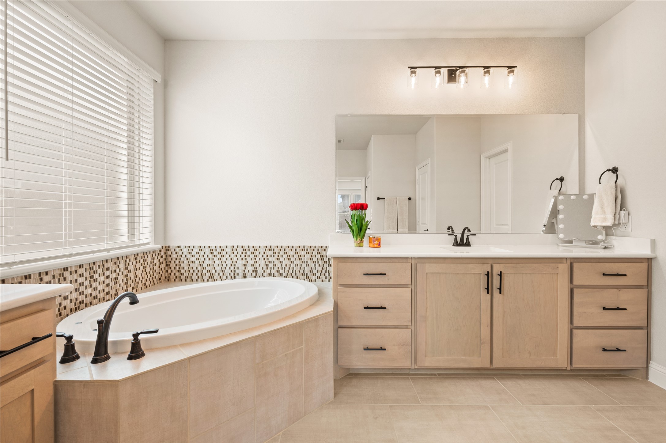 1003 Moss Grove Trail Justin TX 76247