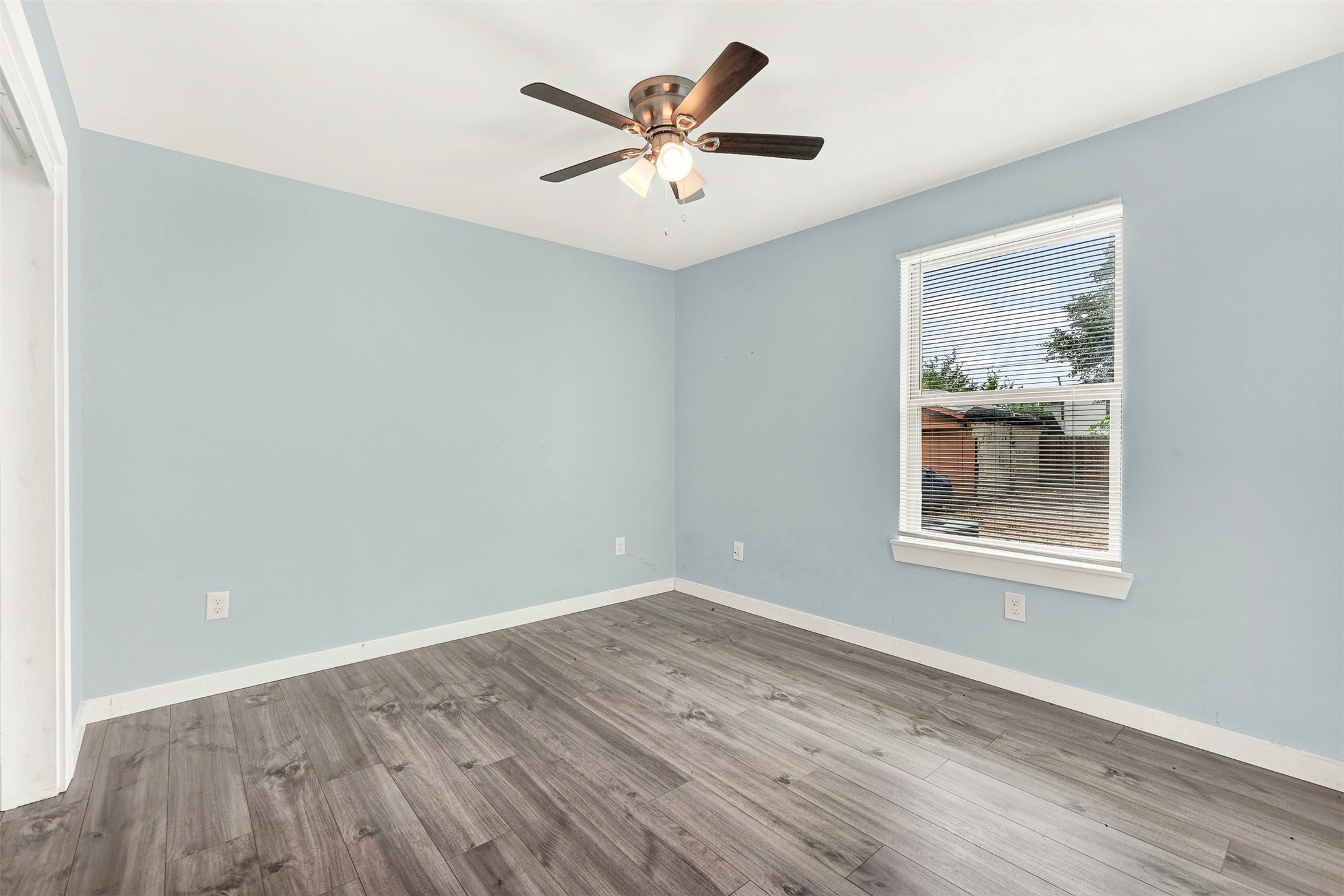 1032 Hoke Smith Drive Dallas TX 75224