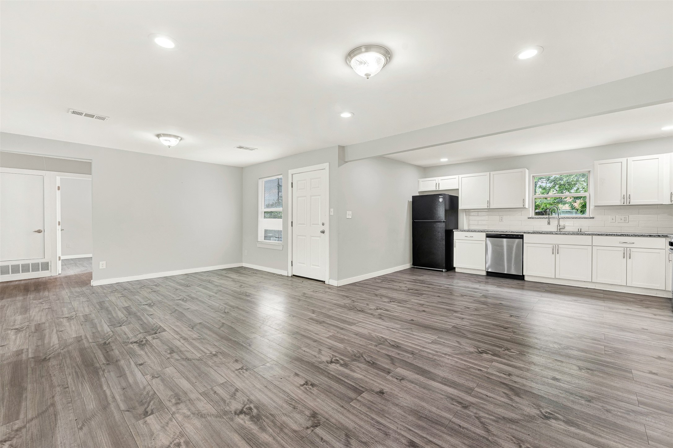 1032 Hoke Smith Drive Dallas TX 75224