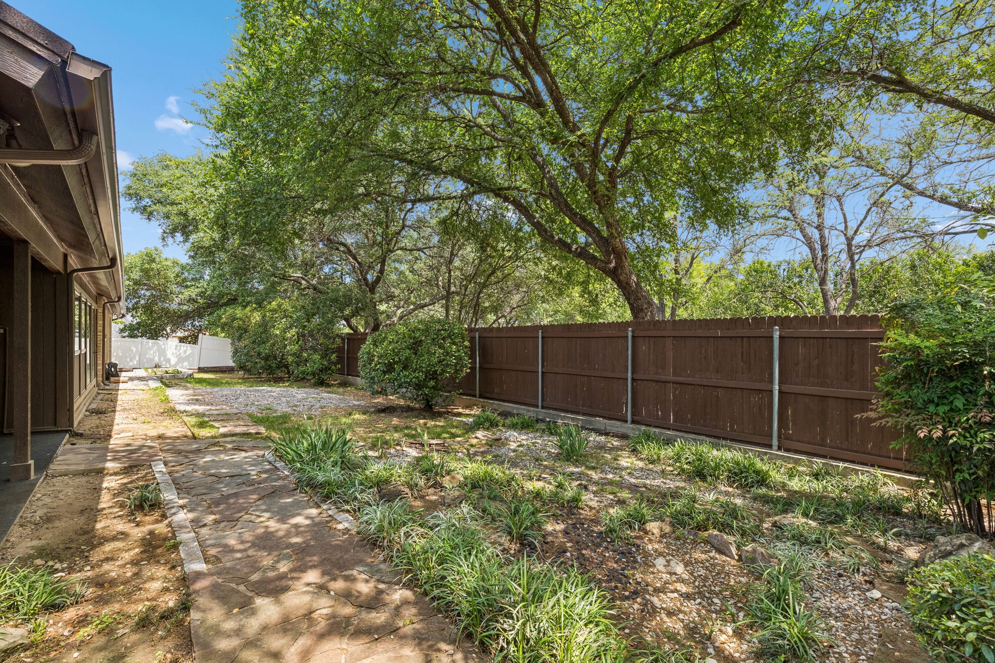 24 Legend Road Benbrook TX 76132