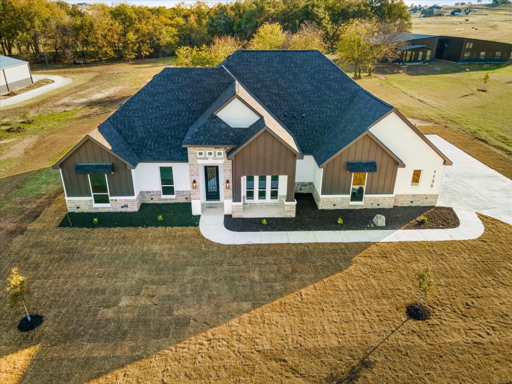 1135 Paradise Parkway Poolville TX 76487