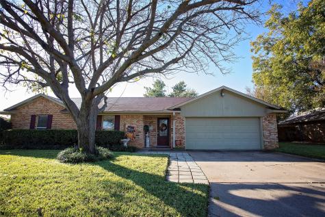 1208 Randy Drive Graham TX 76450