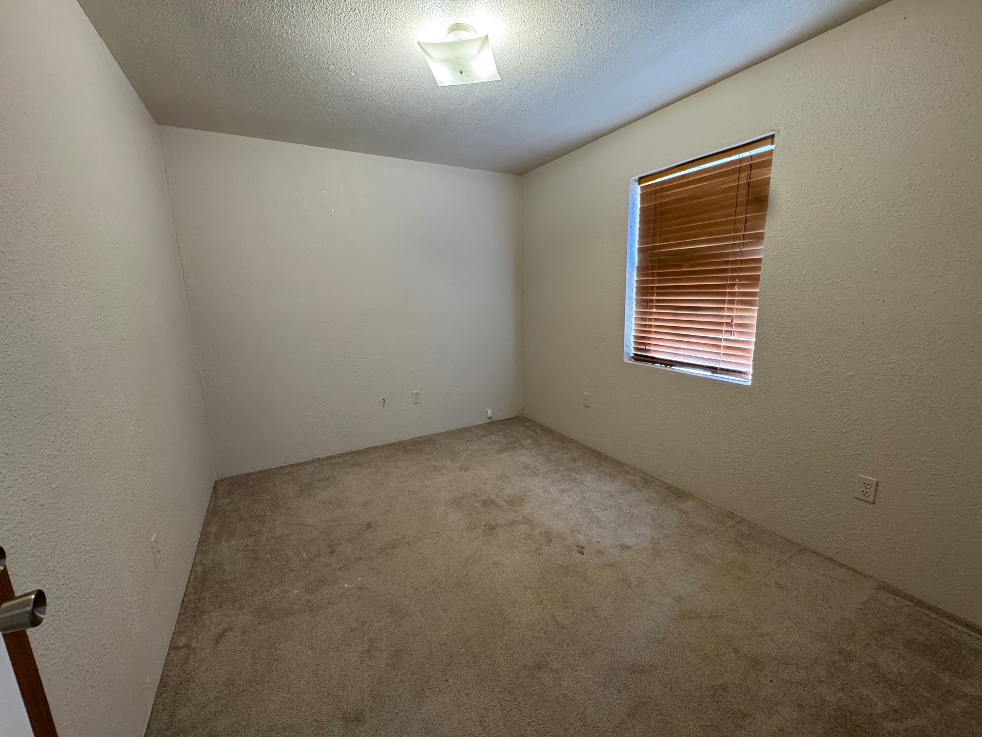 710 Charles Street Seymour TX 76380