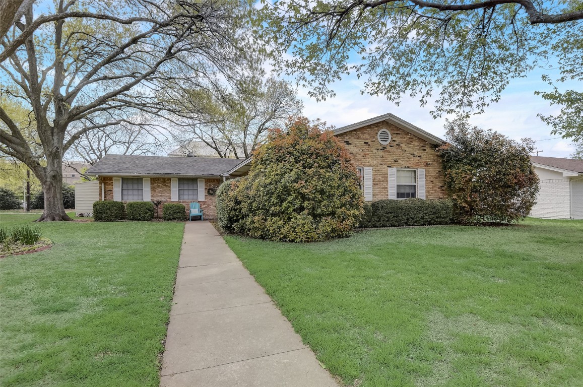 127 Vanderbilt Lane Waxahachie TX 75165