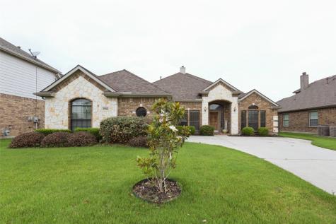 2960 La Roda Grand Prairie TX 75054