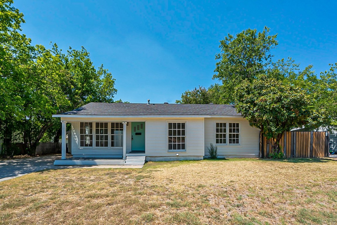 5803 Hadley Street Haltom City TX 76117