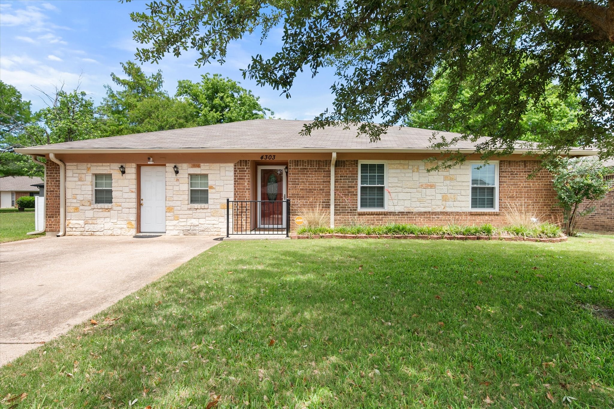 4303 Cypress Springs Court Arlington TX 76001