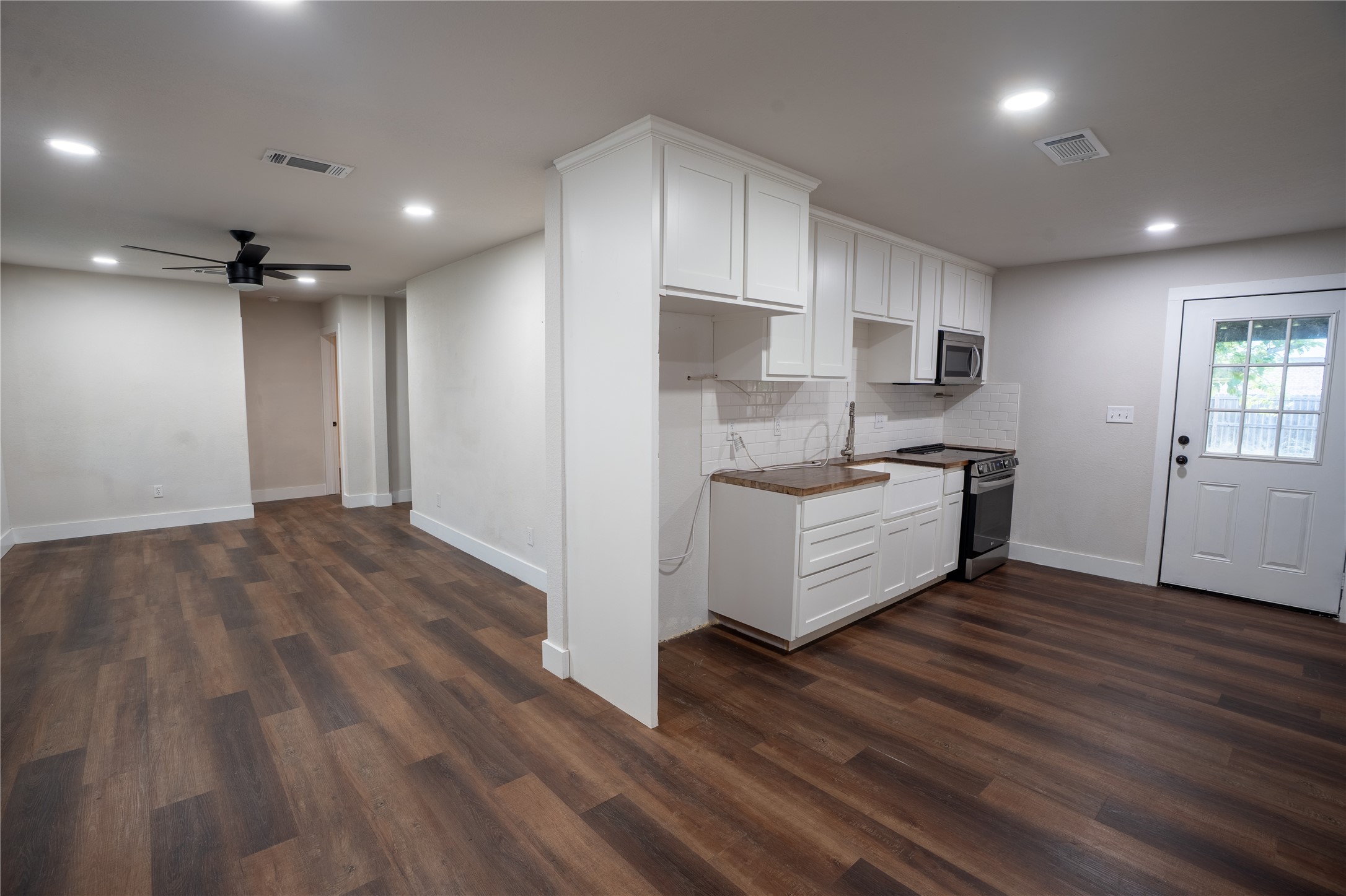 503 E Roosevelt Avenue Whitney TX 76692