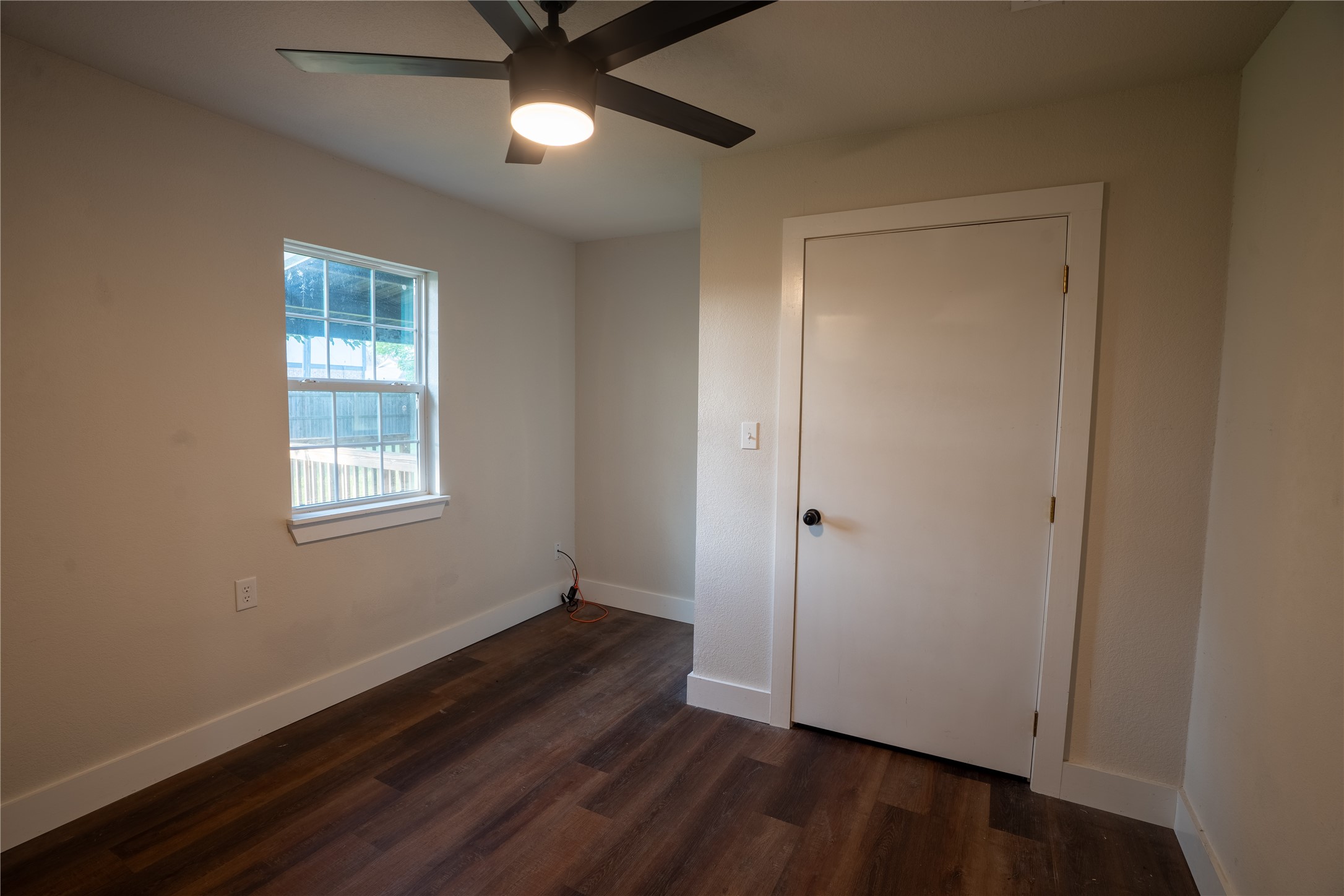 503 E Roosevelt Avenue Whitney TX 76692