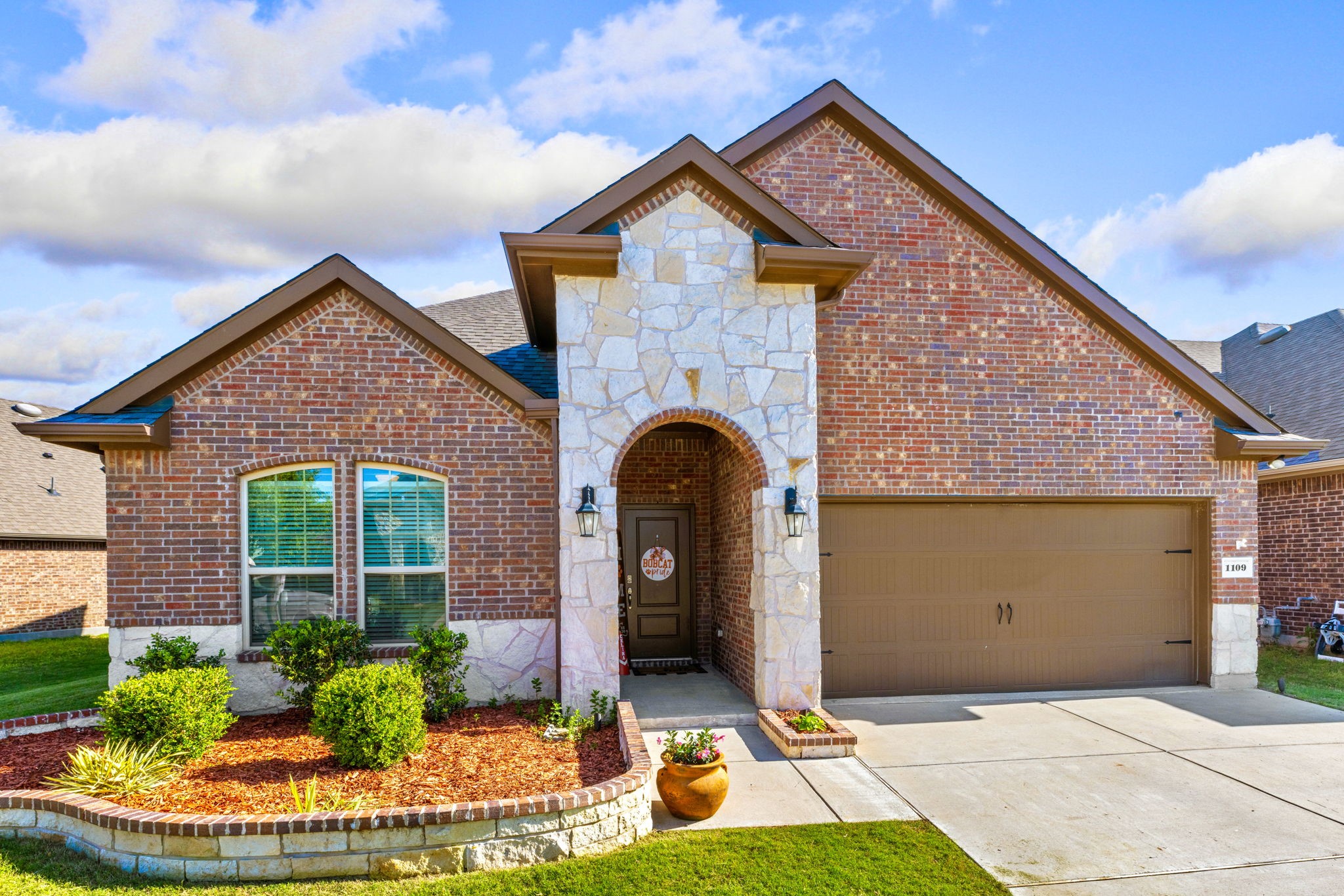 1109 Azure Lane Celina TX 75009
