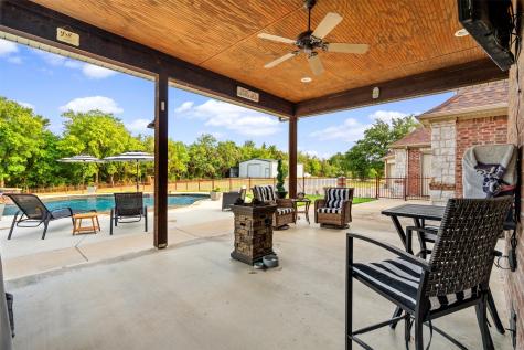 145 County Road 2327 Decatur TX 76234