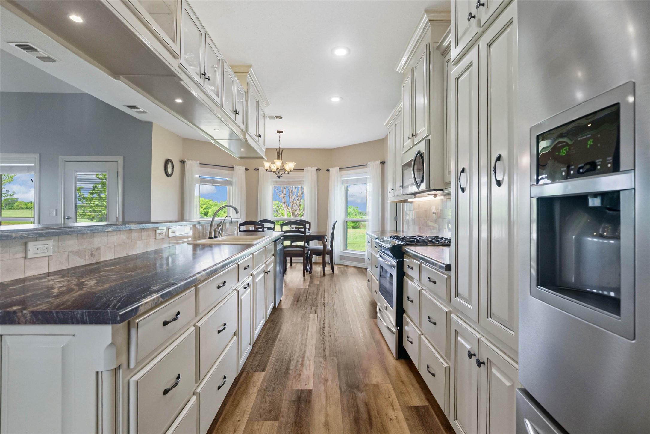 1906 Farm Road 1506 Paris TX 75460