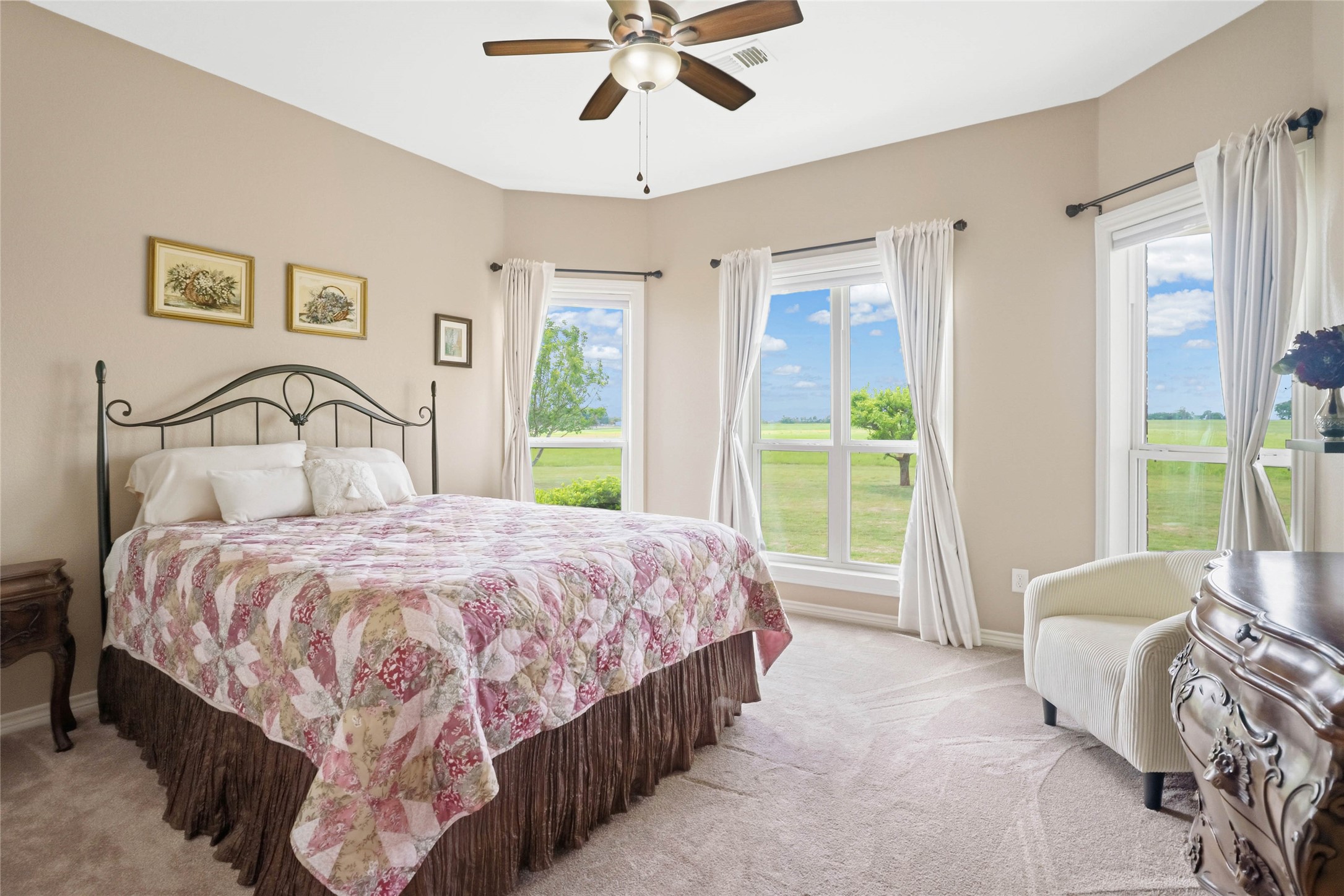 1906 Farm Road 1506 Paris TX 75460