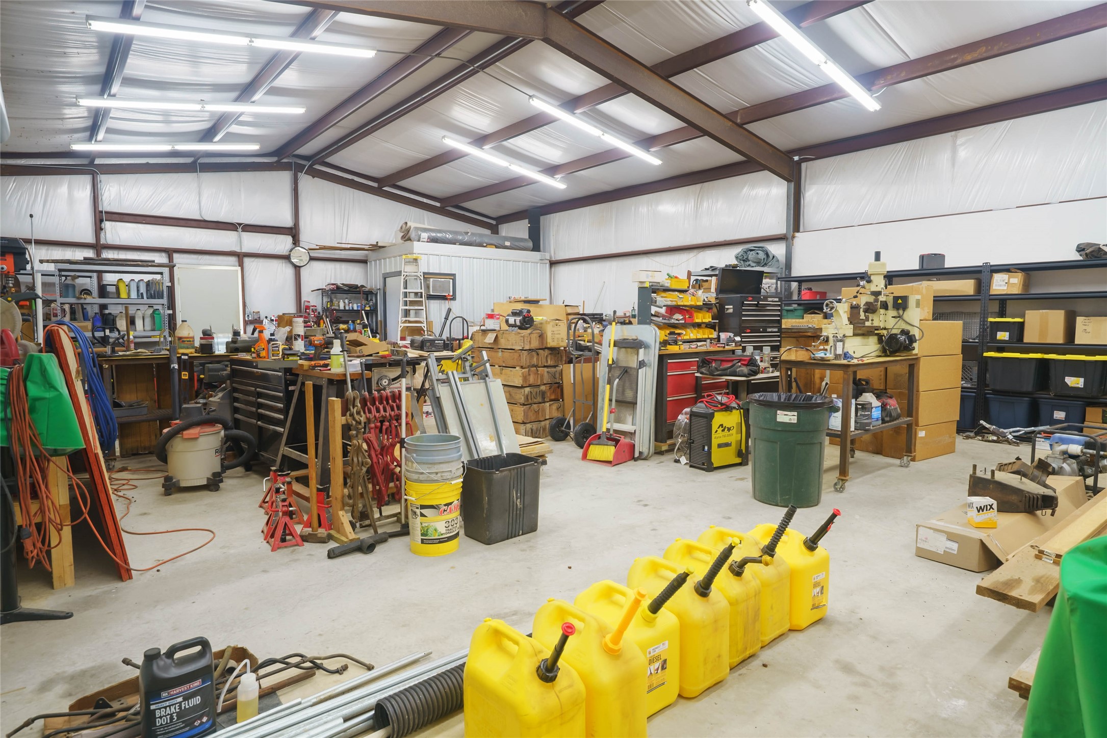 1906 Farm Road 1506 Paris TX 75460