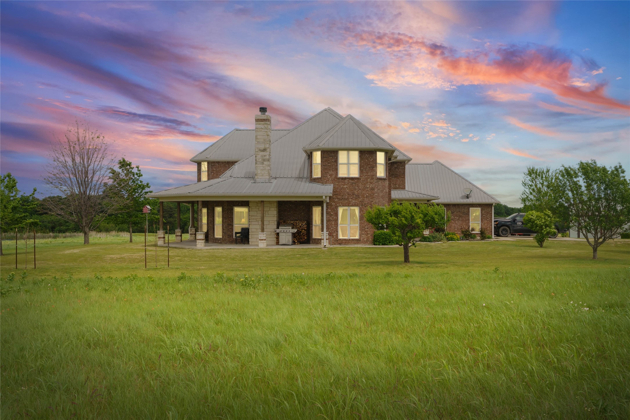 1906 Farm Road 1506 Paris TX 75460
