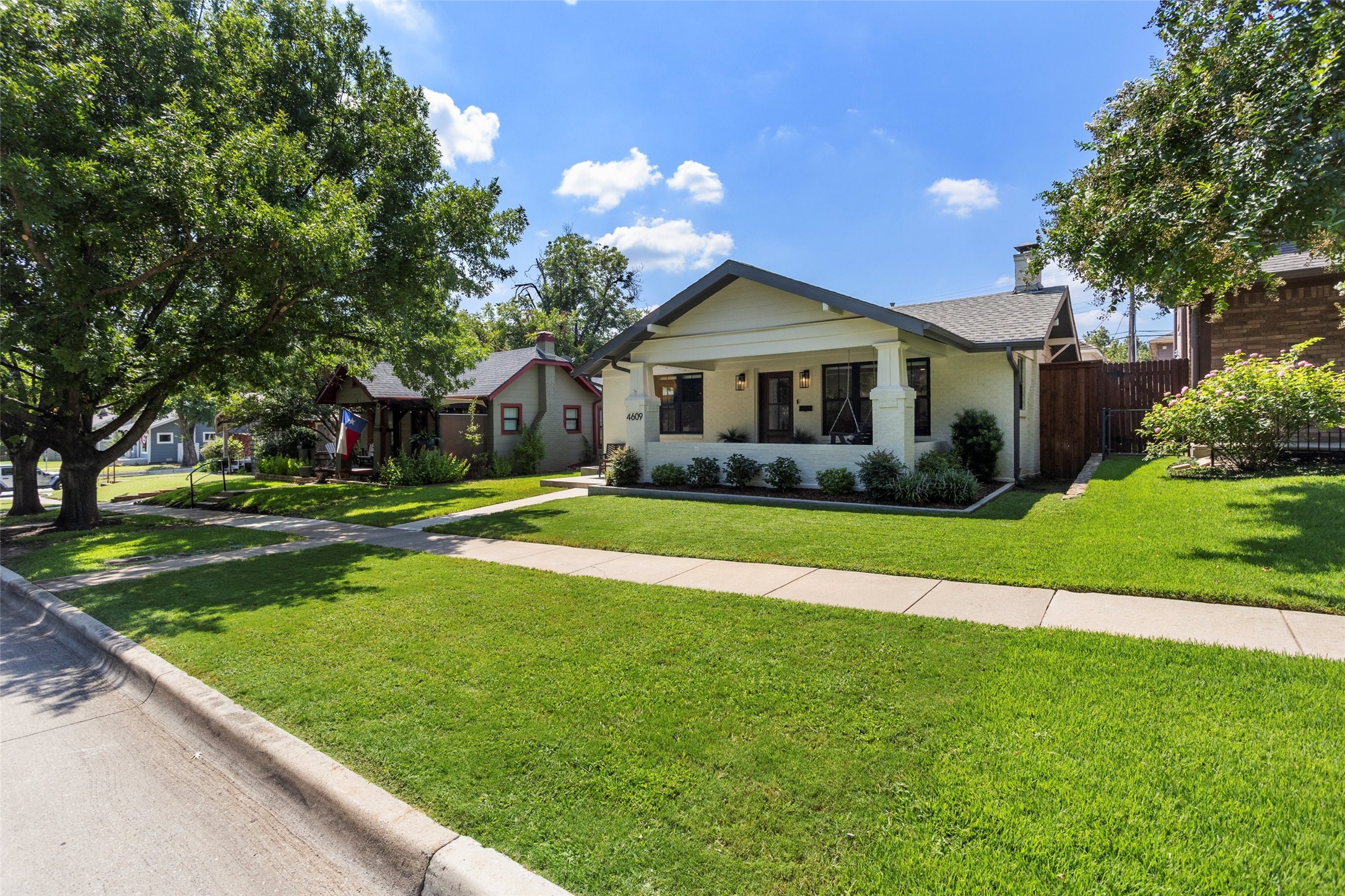 4609 El Campo Avenue Fort Worth TX 76107