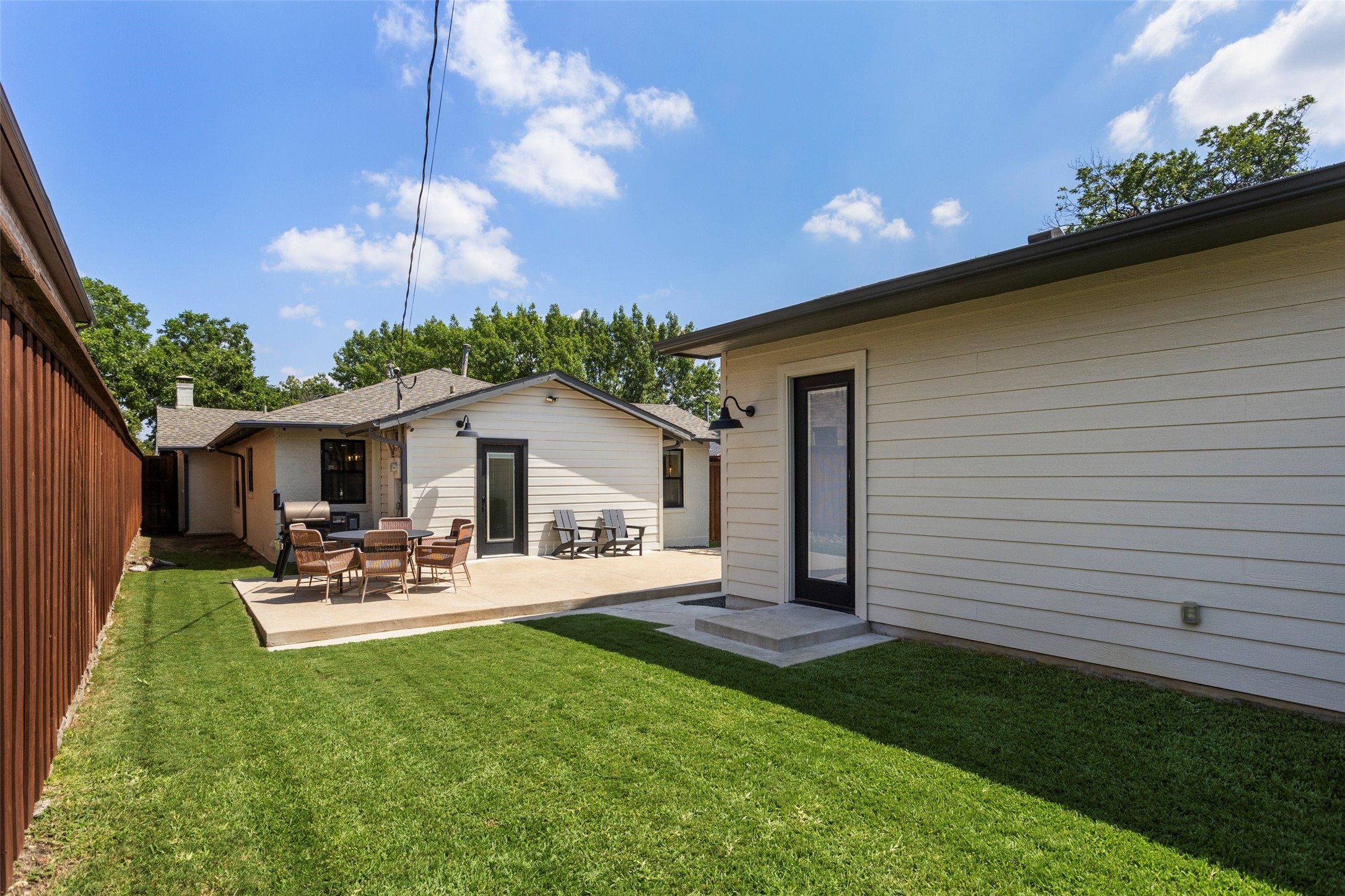 4609 El Campo Avenue Fort Worth TX 76107