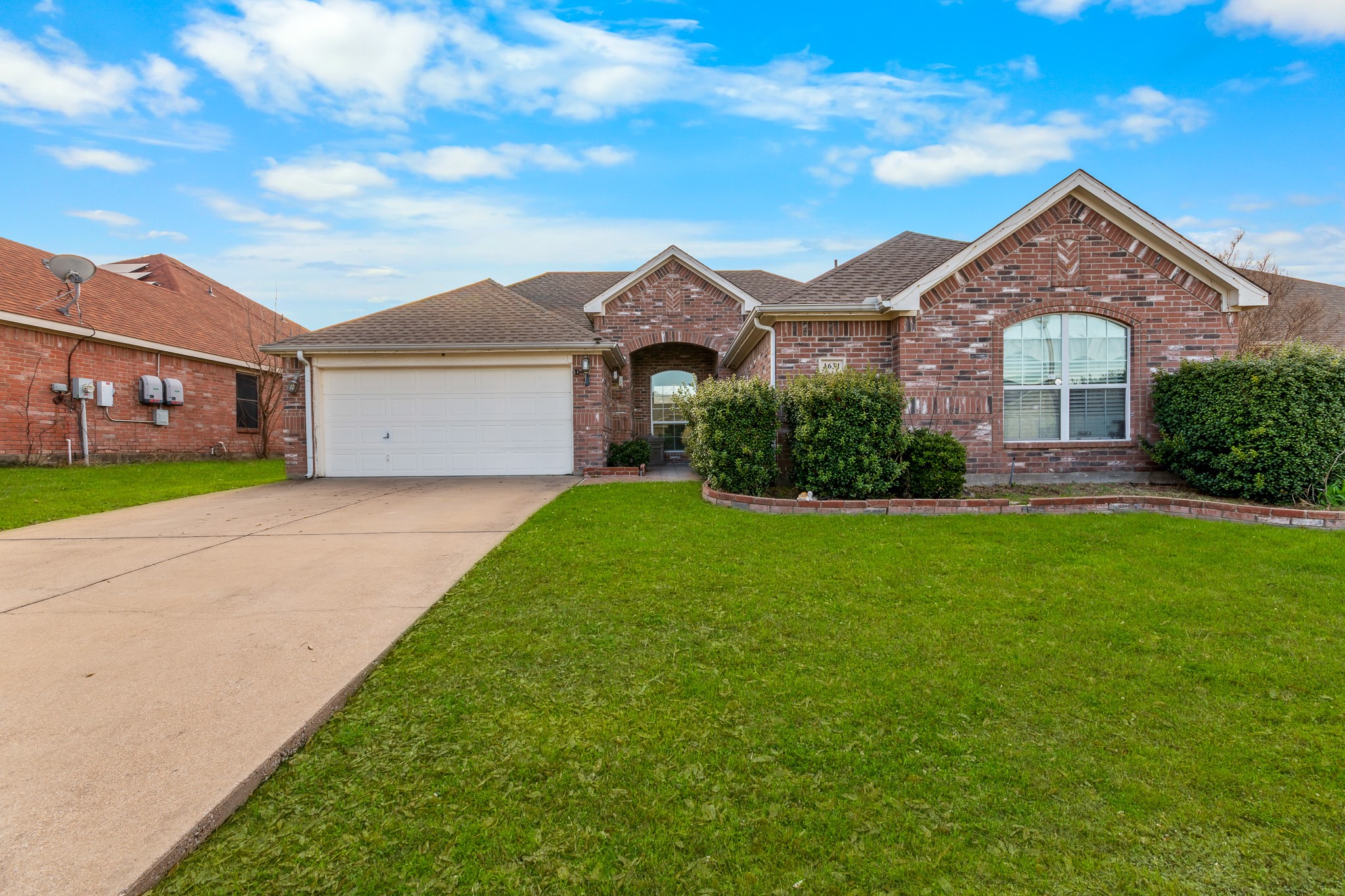 1631 Nashwood Drive Grand Prairie TX 75051