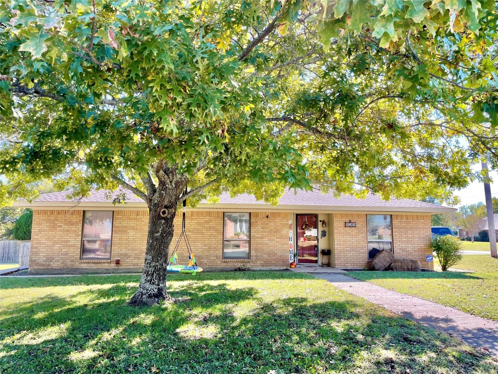 1011 Westgate Drive Farmersville TX 75442