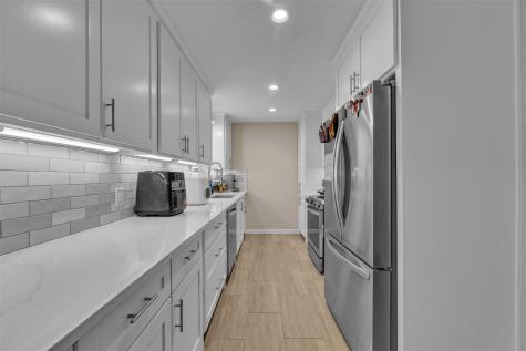102 Thomas Street Joshua TX 76058