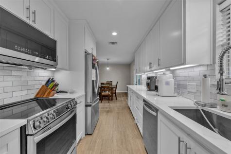 102 Thomas Street Joshua TX 76058