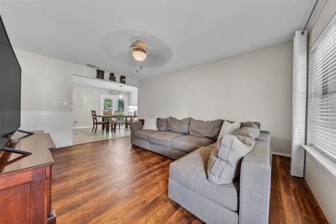 102 Thomas Street Joshua TX 76058